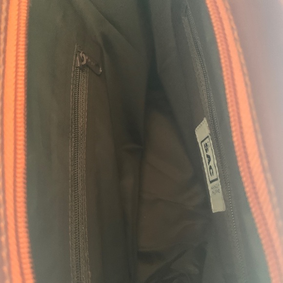 HandBag - Picture 5 of 5